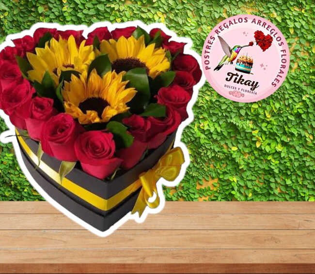 Corazón Floral Tikay
